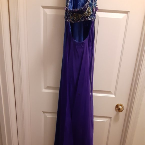 Asymmetrical Rhinestones Halter Back Gown - Picture 5 of 10